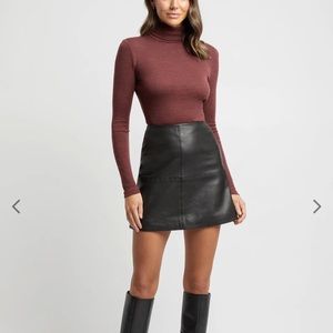 Meet your Posher, Jacqueline